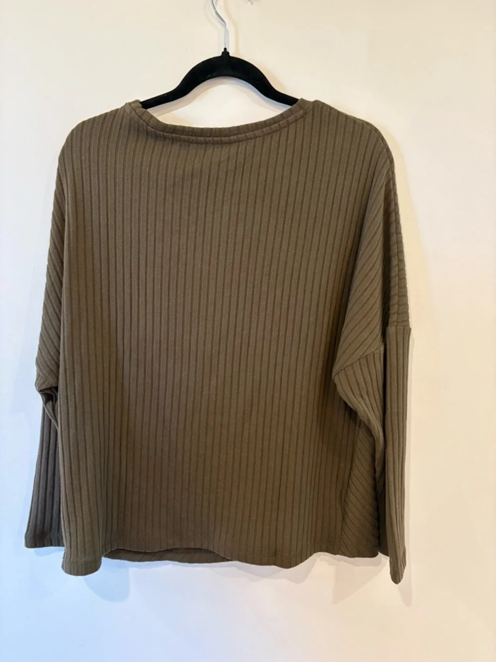 Reitmans Olive Ribbed Knit Top - Picture 4 of 5